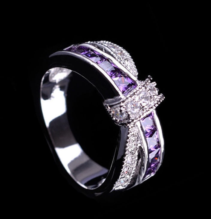 Prsten překřížený fialový vel. 9