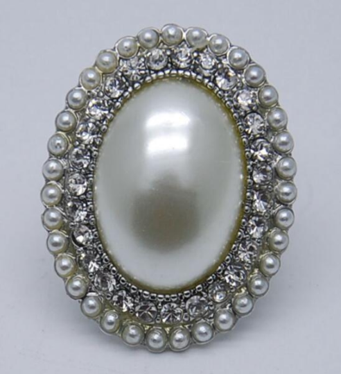 Prsten perleťový s krystaly oválný vel. 8