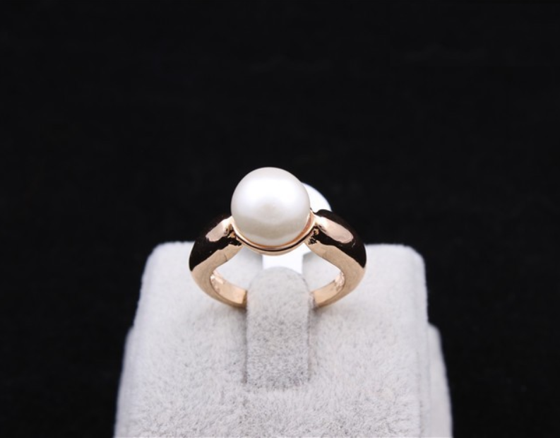 Prsten s perlou - zlatý vel. 7