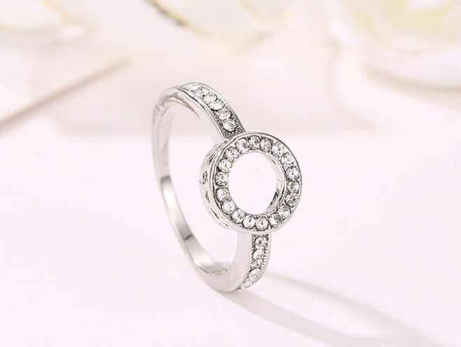 Prsten s kroužkem čiré krystalky vel. 7 - stříbrný