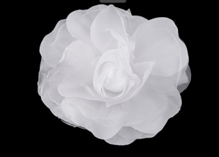 Brož růže bílá
