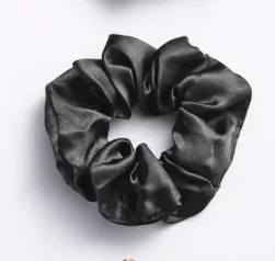 Gumička scrunchie - černá lesklá