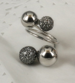 Prsten s kuličkami - stříbrný vel.8